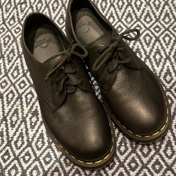 Dr. Martens Shoes - Size 41.  Doc Martins.  Listed as us ladies 9 on the tag.  These are like new.